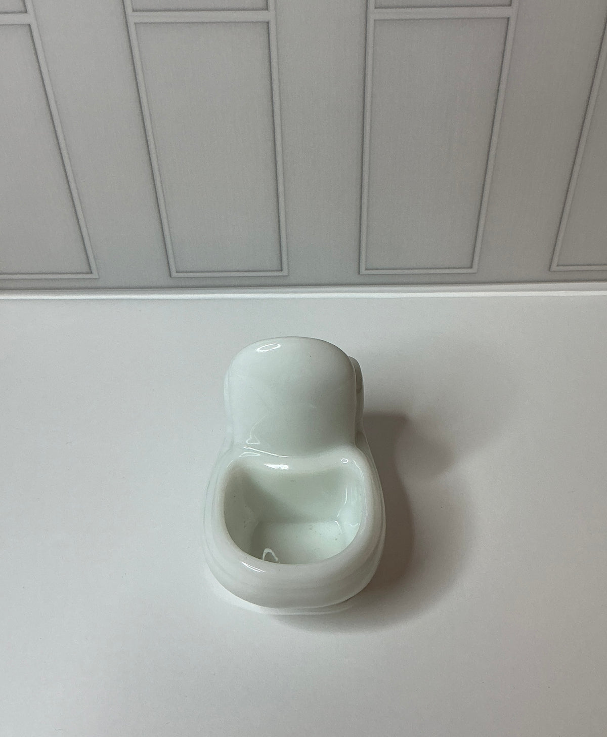 Throne Planter Pot